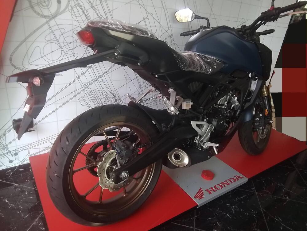 Honda CB 125 R (2024 - 25) (10)