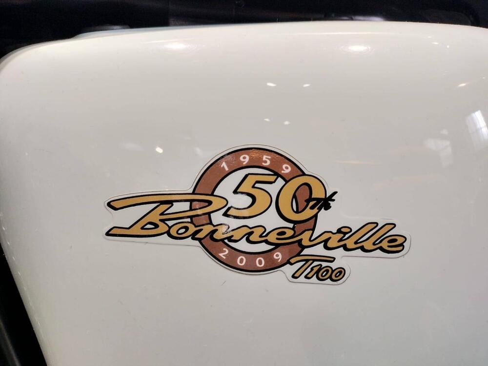 Triumph Bonneville T100 50th Anniversary (2009) (7)