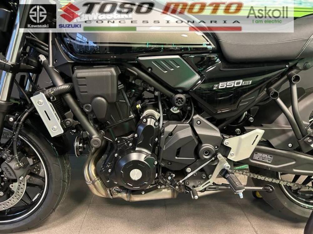 Kawasaki Z 650 RS (2022 - 24) (8)