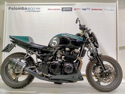 Kawasaki ZR-7 (2001 - 04) usata