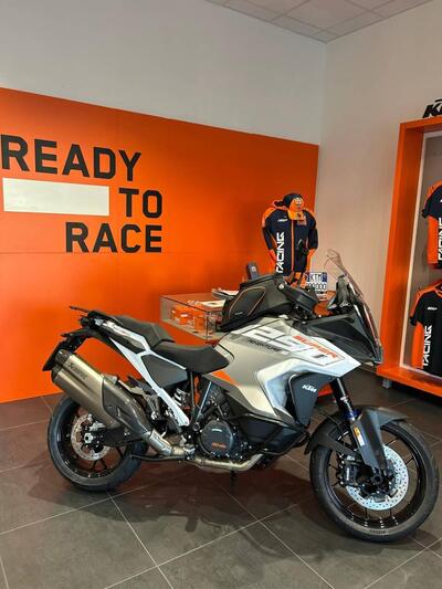 KTM 1290 Super Adventure S (2022 - 25) nuova