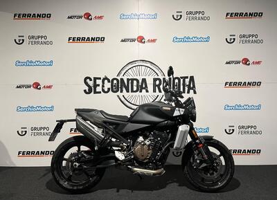 Husqvarna Svartpilen 801 (2024 - 25) usata