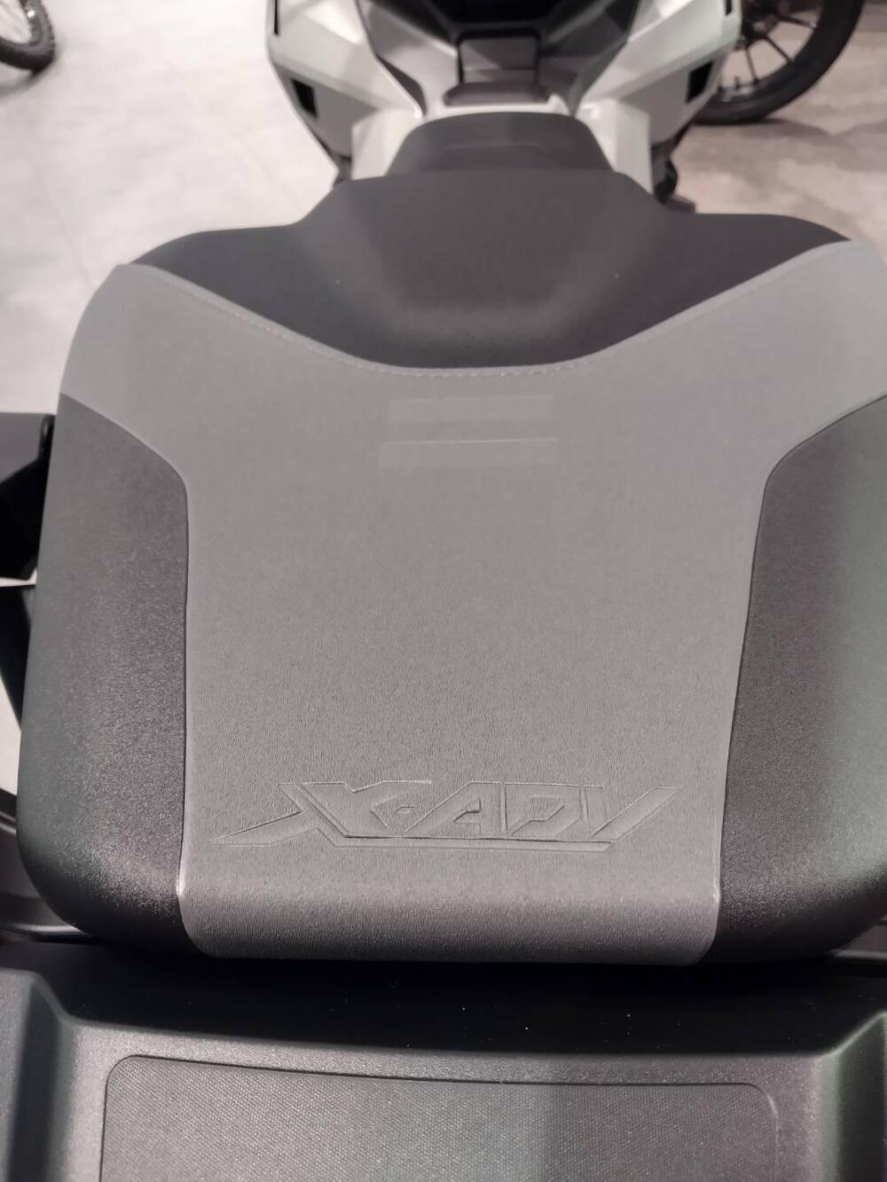 Honda X-ADV 750 DCT (2021 - 24) (8)