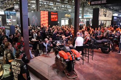 Diamo un'occhiata allo stand Harley-Davidson ad EICMA 2024 e intervistiamo Francesco Vanni [VIDEO]