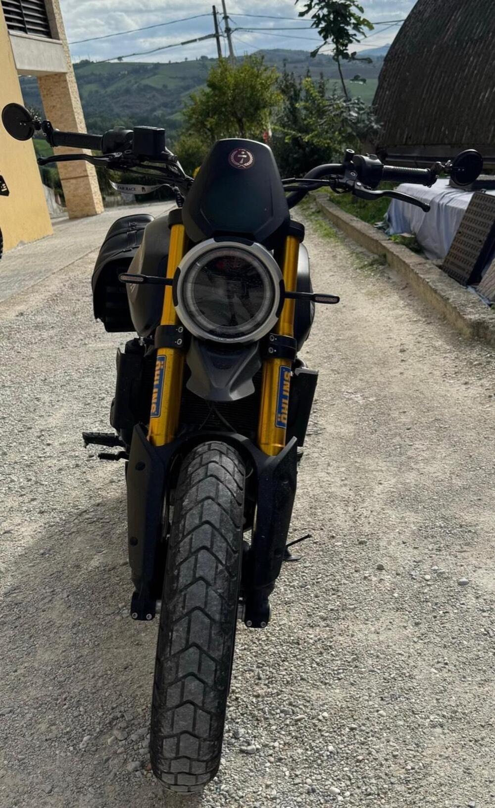 Moto Morini SEIEMMEZZO SCR (2022 - 25) (3)