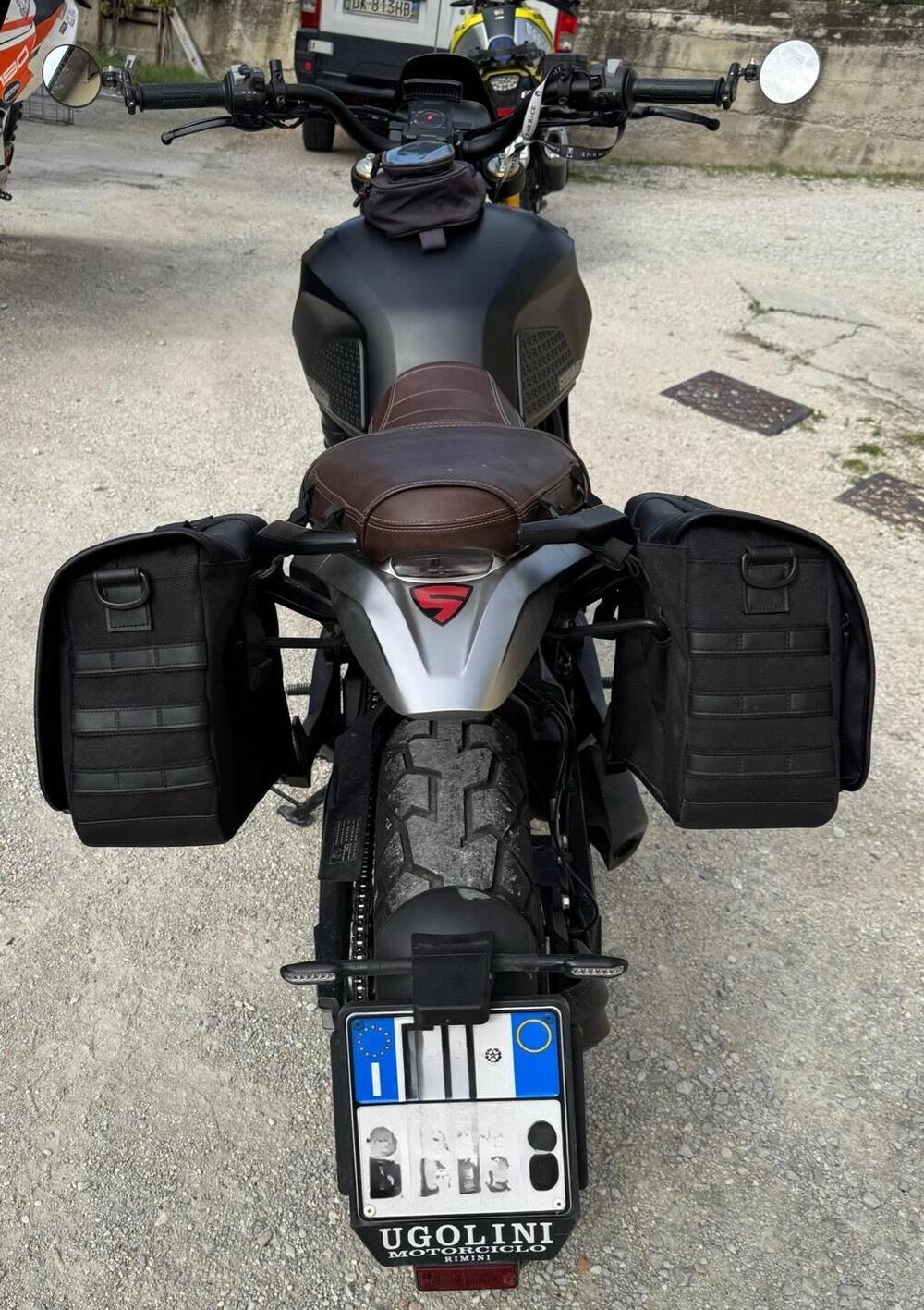 Moto Morini SEIEMMEZZO SCR (2022 - 25) (4)