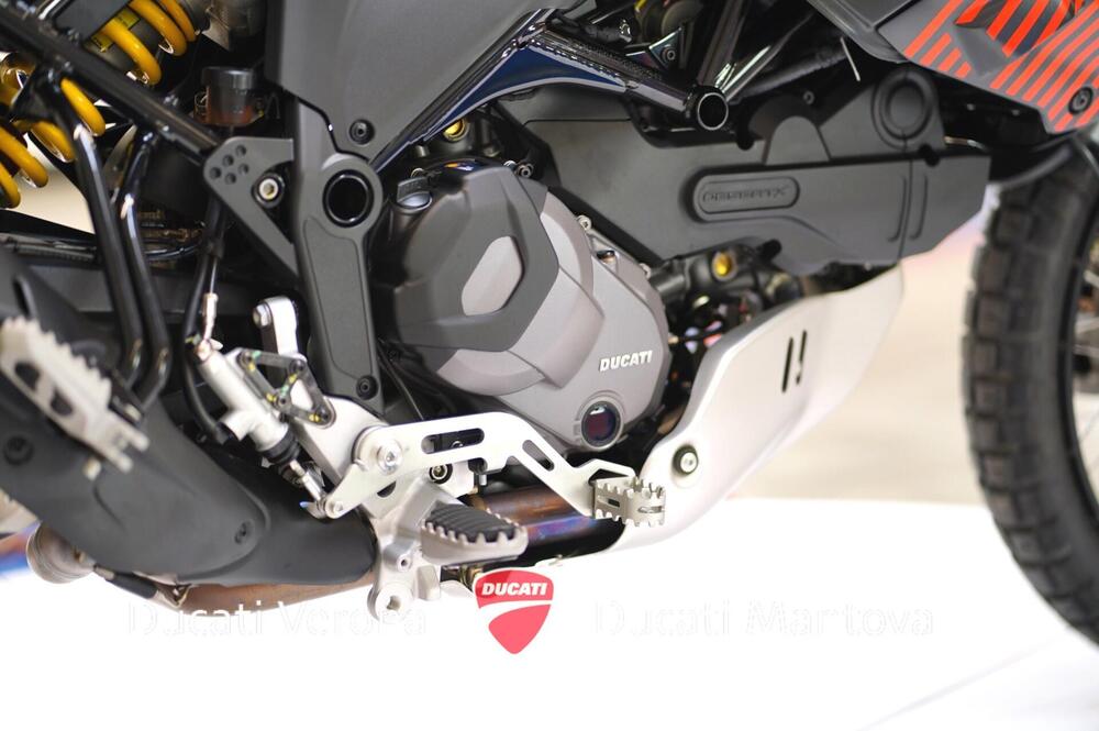 Ducati DesertX (2022 - 25) (10)