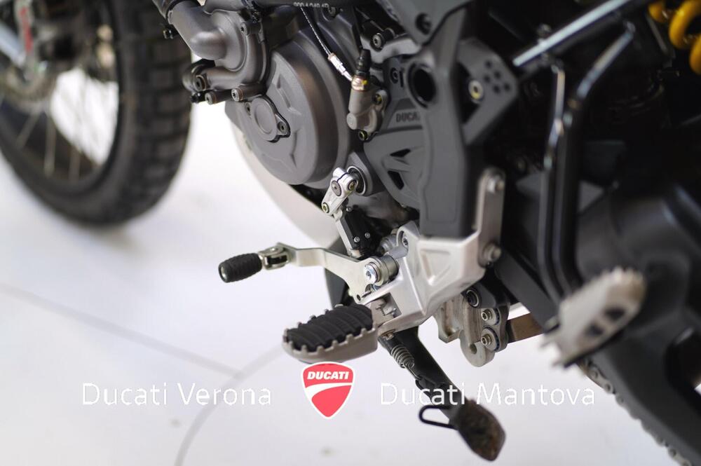 Ducati DesertX (2022 - 25) (12)
