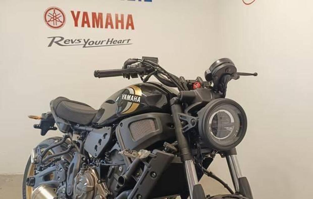 Yamaha XSR 700 (2022 - 26) (3)