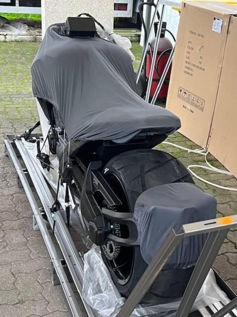 Benda Motorcycles LFC 700 (2024 - 25) (5)