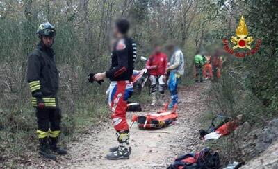 L'addio a Fabio Elmi: dei caprioli gli tagliano la strada, cade dalla moto e muore 