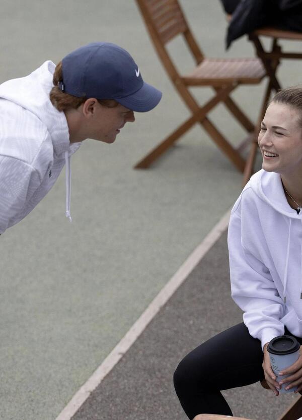 Atp Finals, Sinner e Anna Kalinskaya, &egrave; crisi? O &egrave; gi&agrave; finita? Ecco cosa fa la fidanzata mentre Jannik &egrave; a Torino, dopo l&#039;intervista e il caso Instagram [VIDEO]