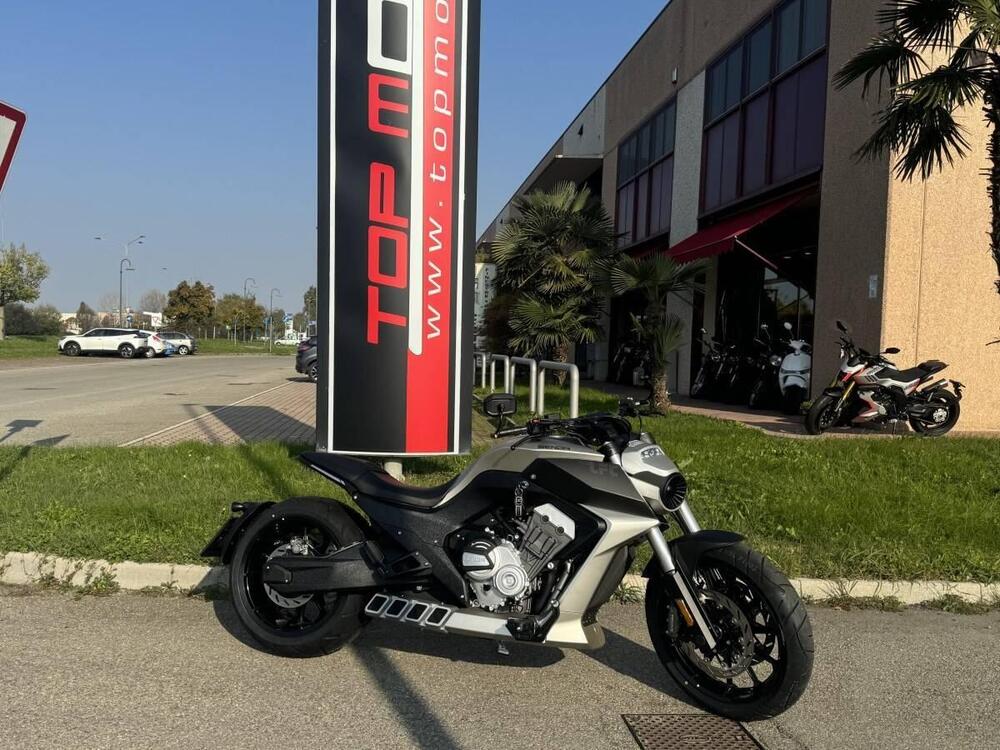 Benda Motorcycles LFC 700 (2024 - 25) (7)