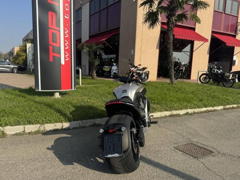 Benda Motorcycles LFC 700 (2024 - 25) (11)