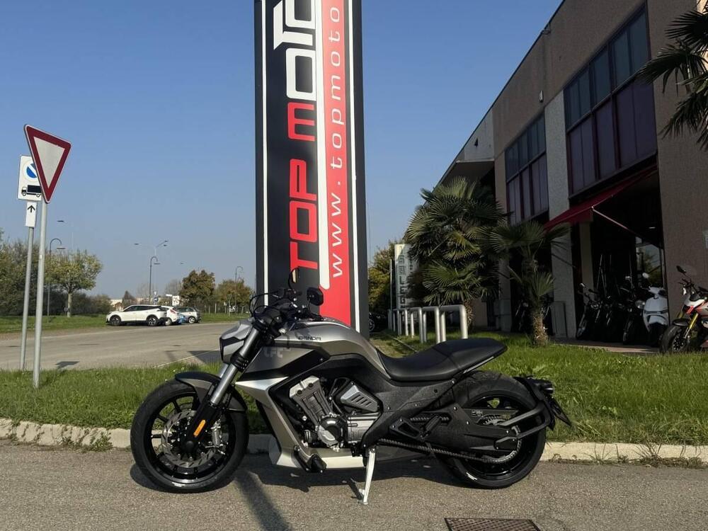 Benda Motorcycles LFC 700 (2024 - 25) (3)