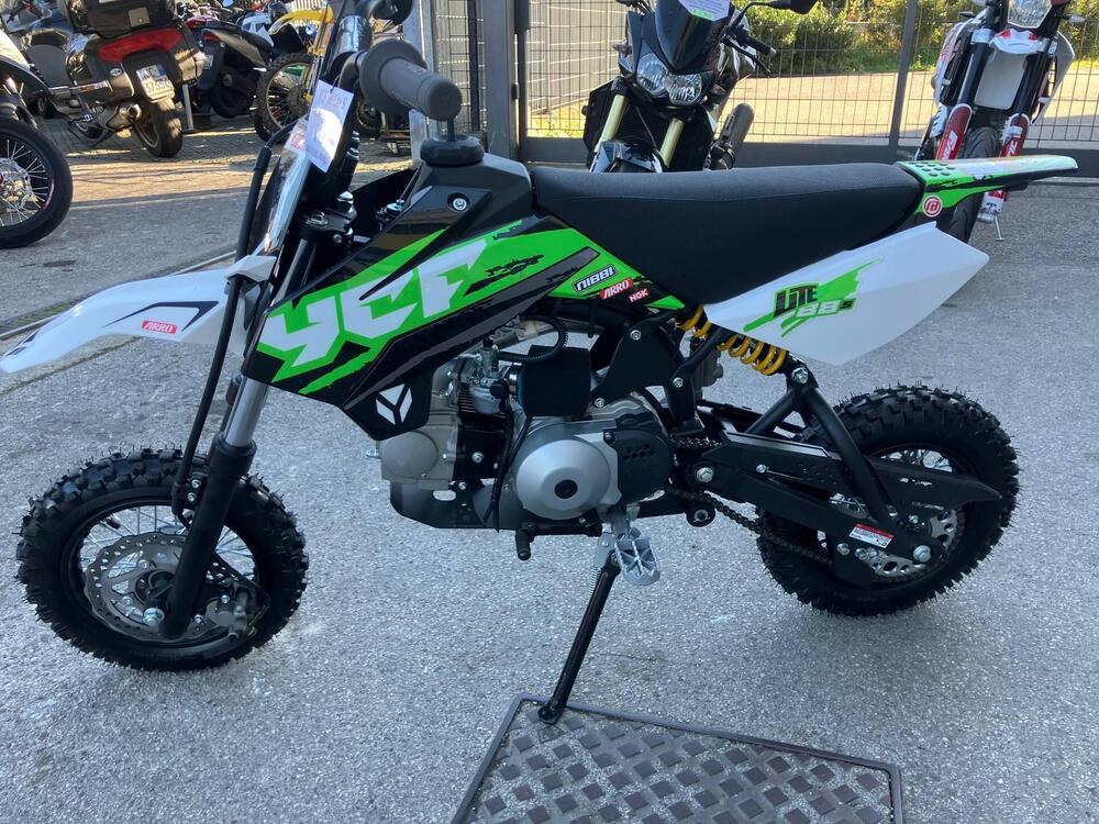 YCF F88S Lite (2022 - 23) (2)