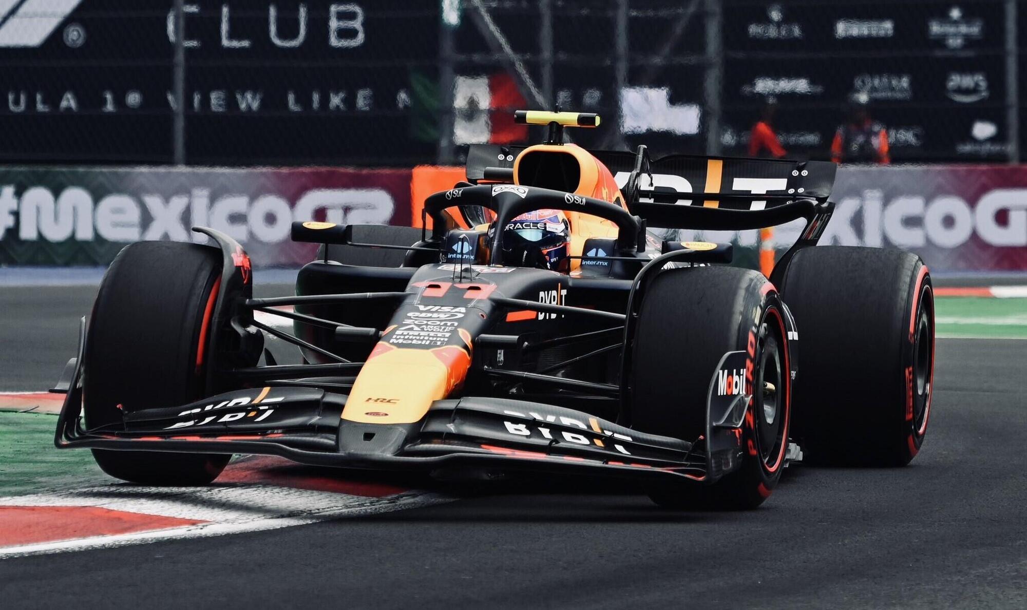 Sergio Perez durante il Gran Premio del Messico