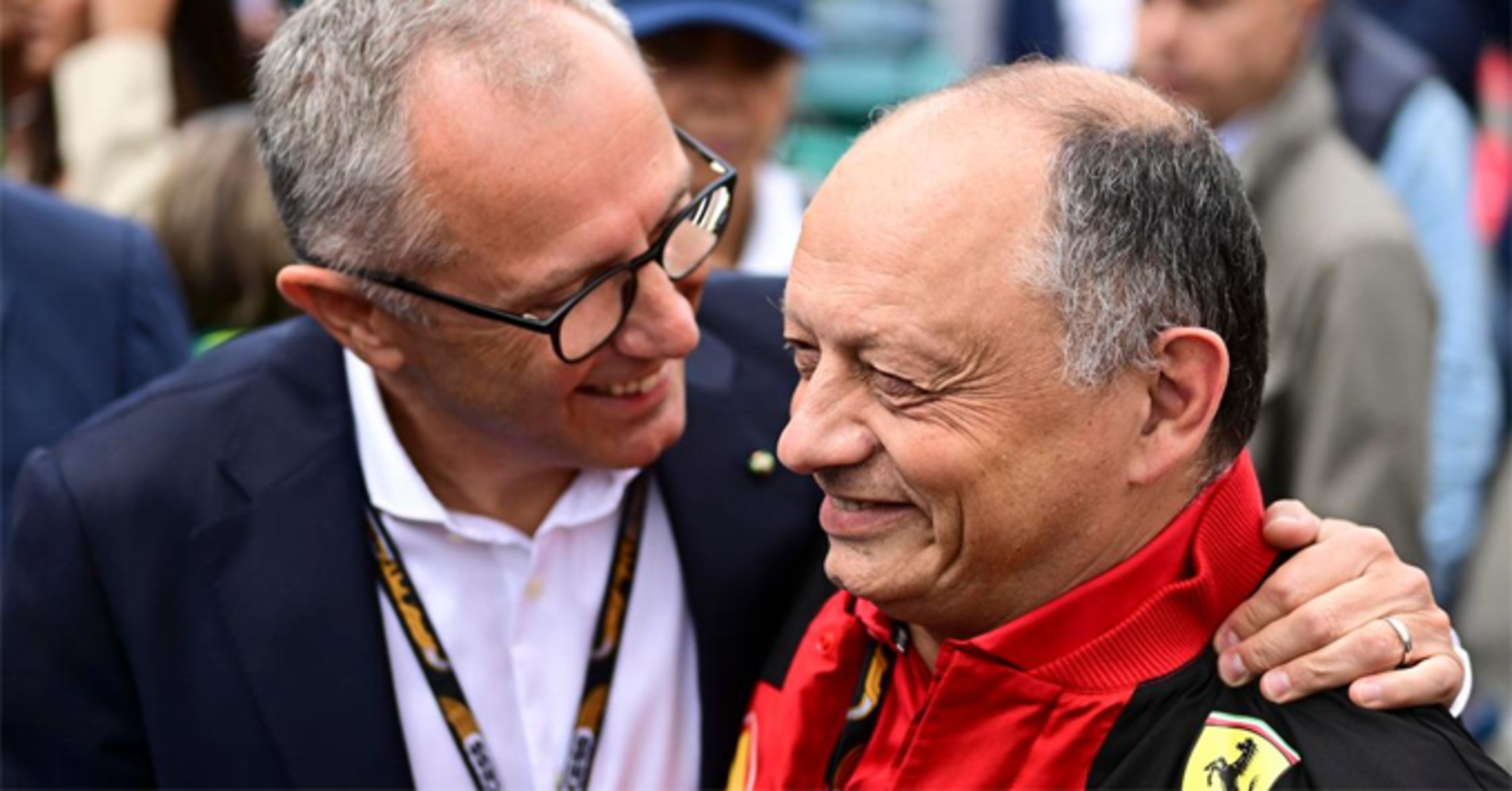 Stefano Domenicali con l&#039;attuale team principal della Ferrari, Fred Vasseur