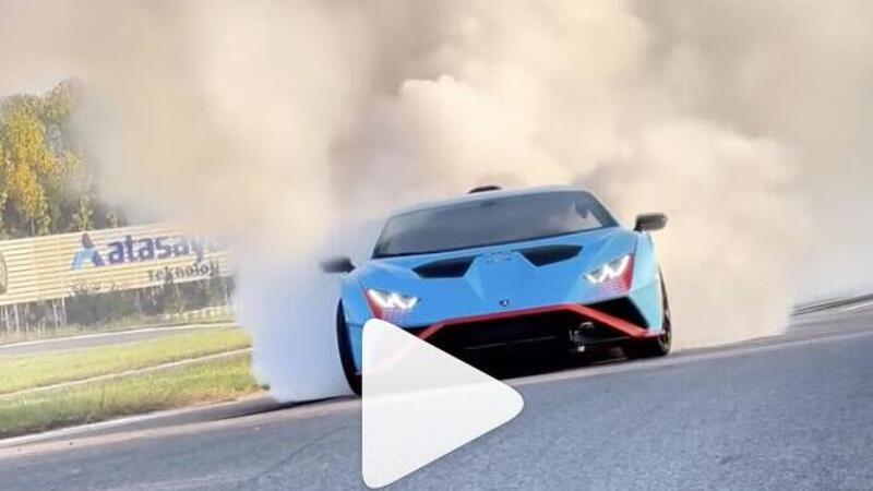 Il piccolo Sofuoglu ne ha fatta un&#039;altra, burnout con la Lambo ed subito virale [VIDEO]