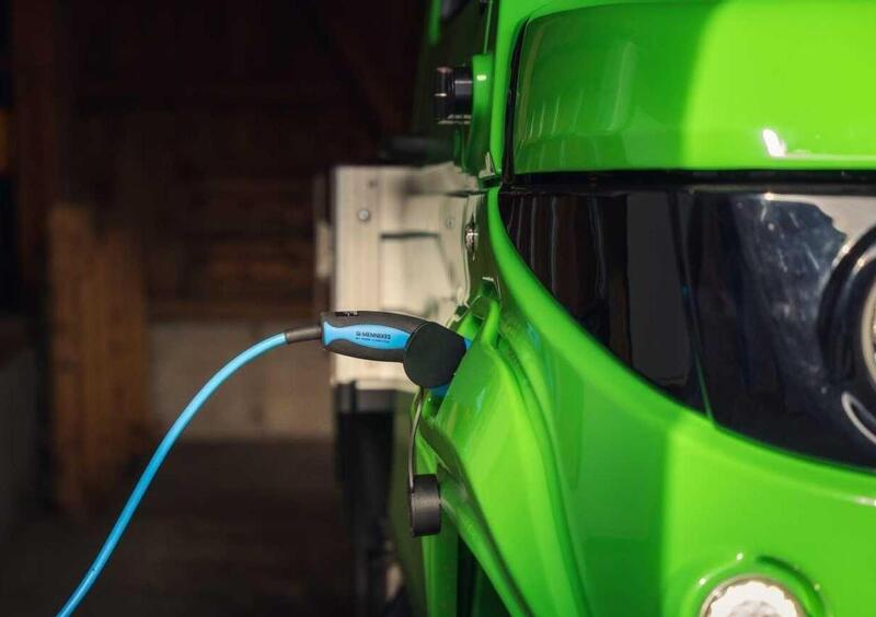 Evum Motors aCar Furgone (12)