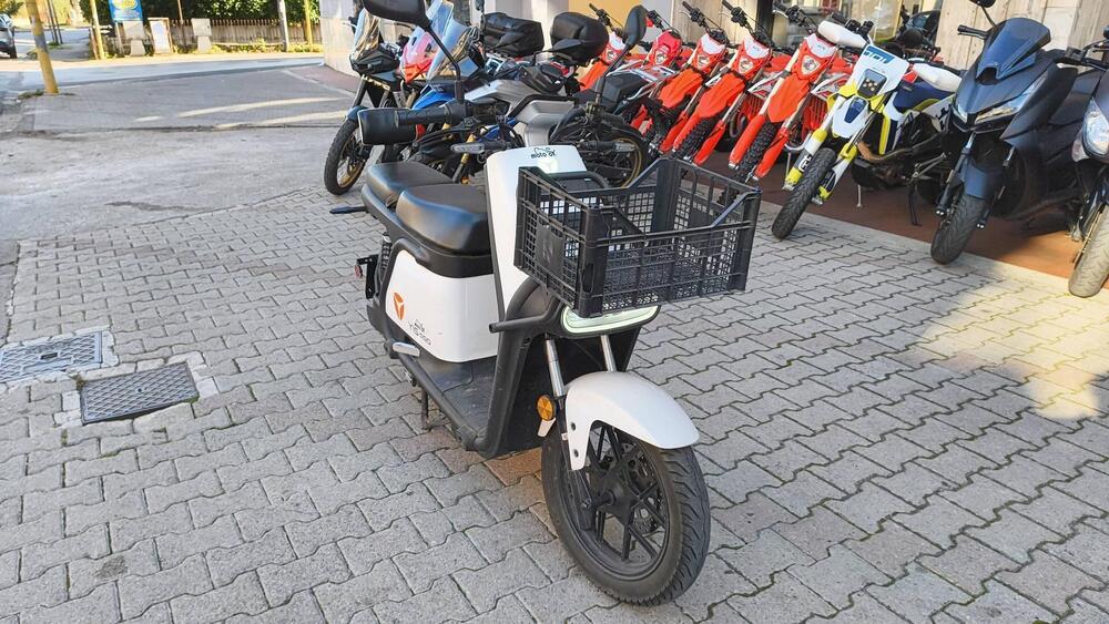 Yadea Y1S Pro (2023 - 25) (2)