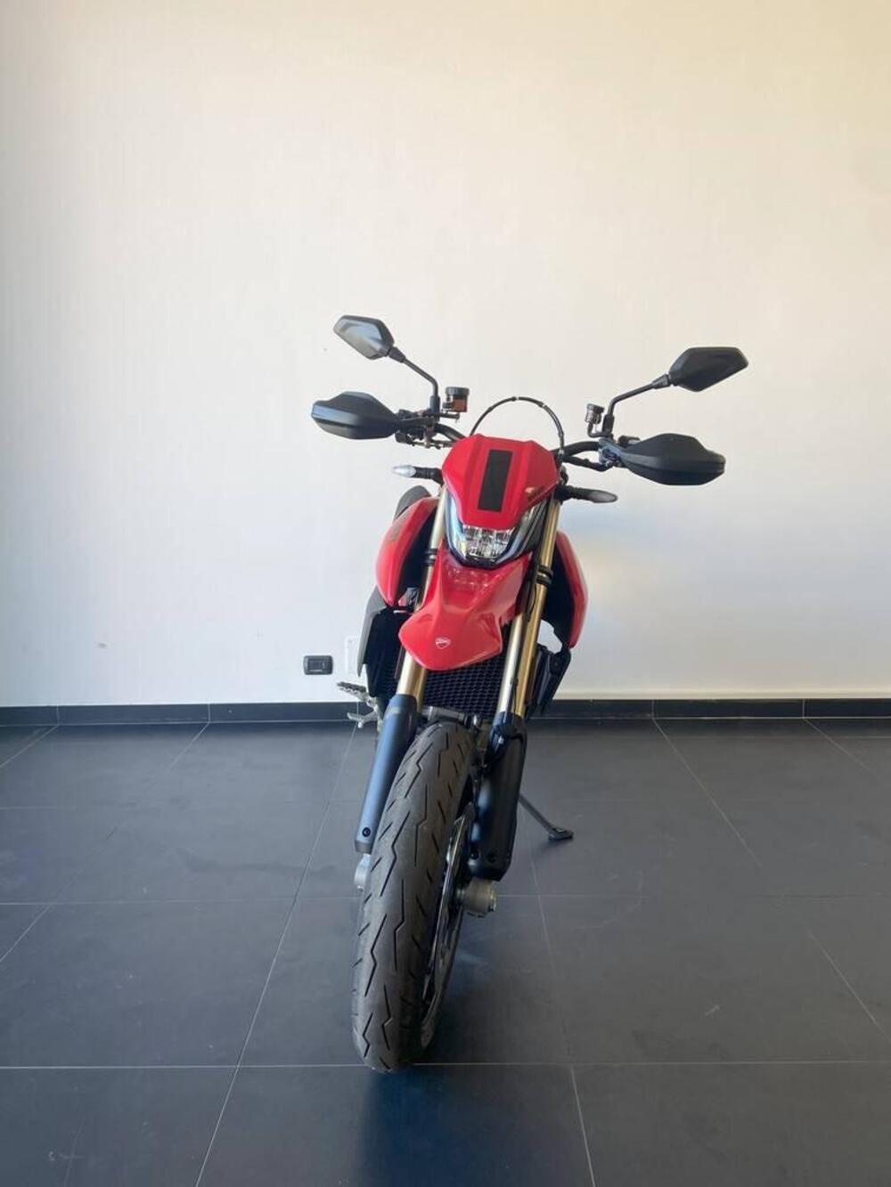 Ducati Hypermotard 698 Mono (2024 - 25) (3)