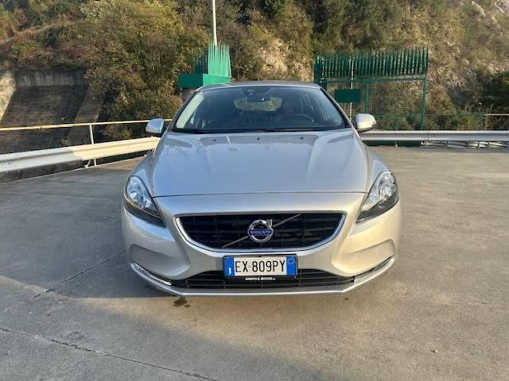 Volvo V40 usata a Genova (2)