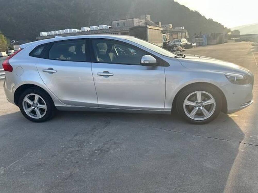 Volvo V40 usata a Genova (3)