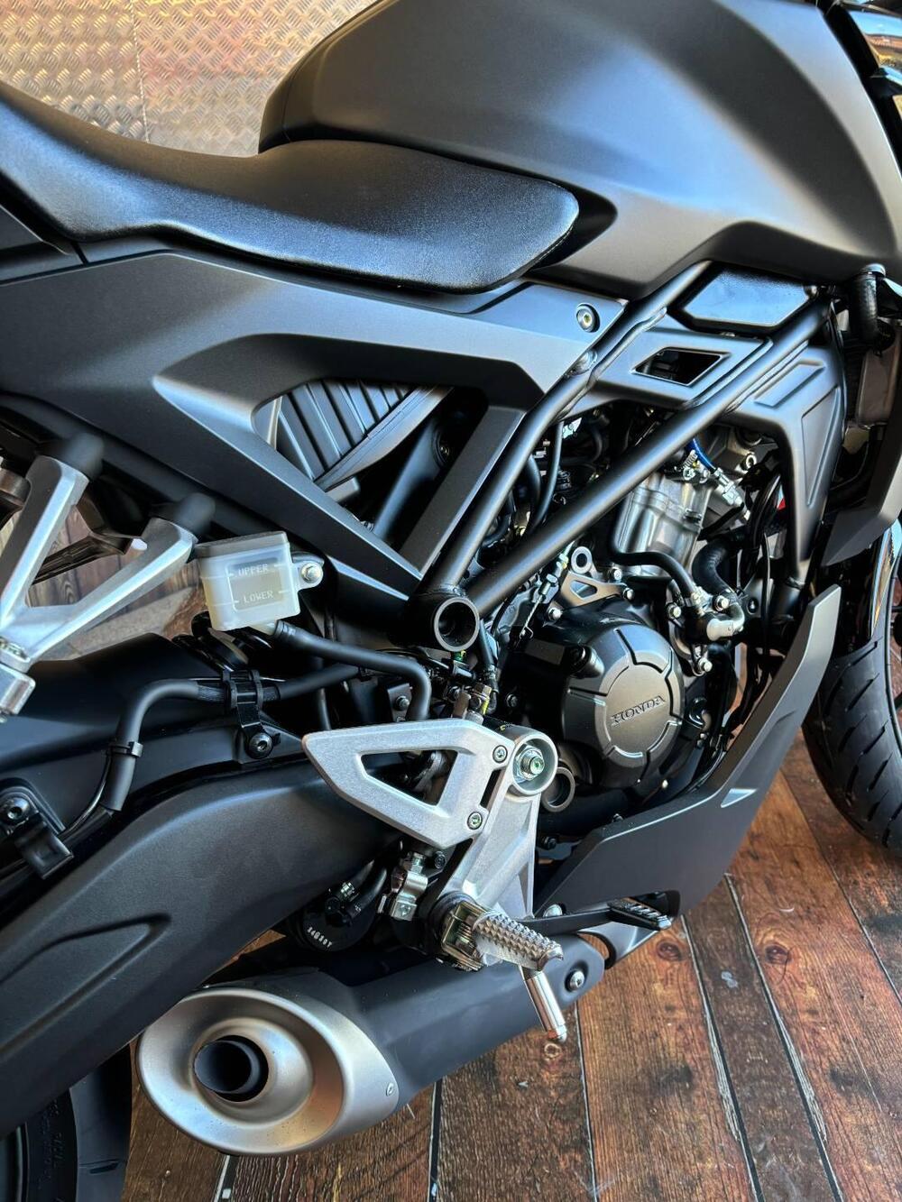 Honda CB 125 R (2024 - 25) (5)