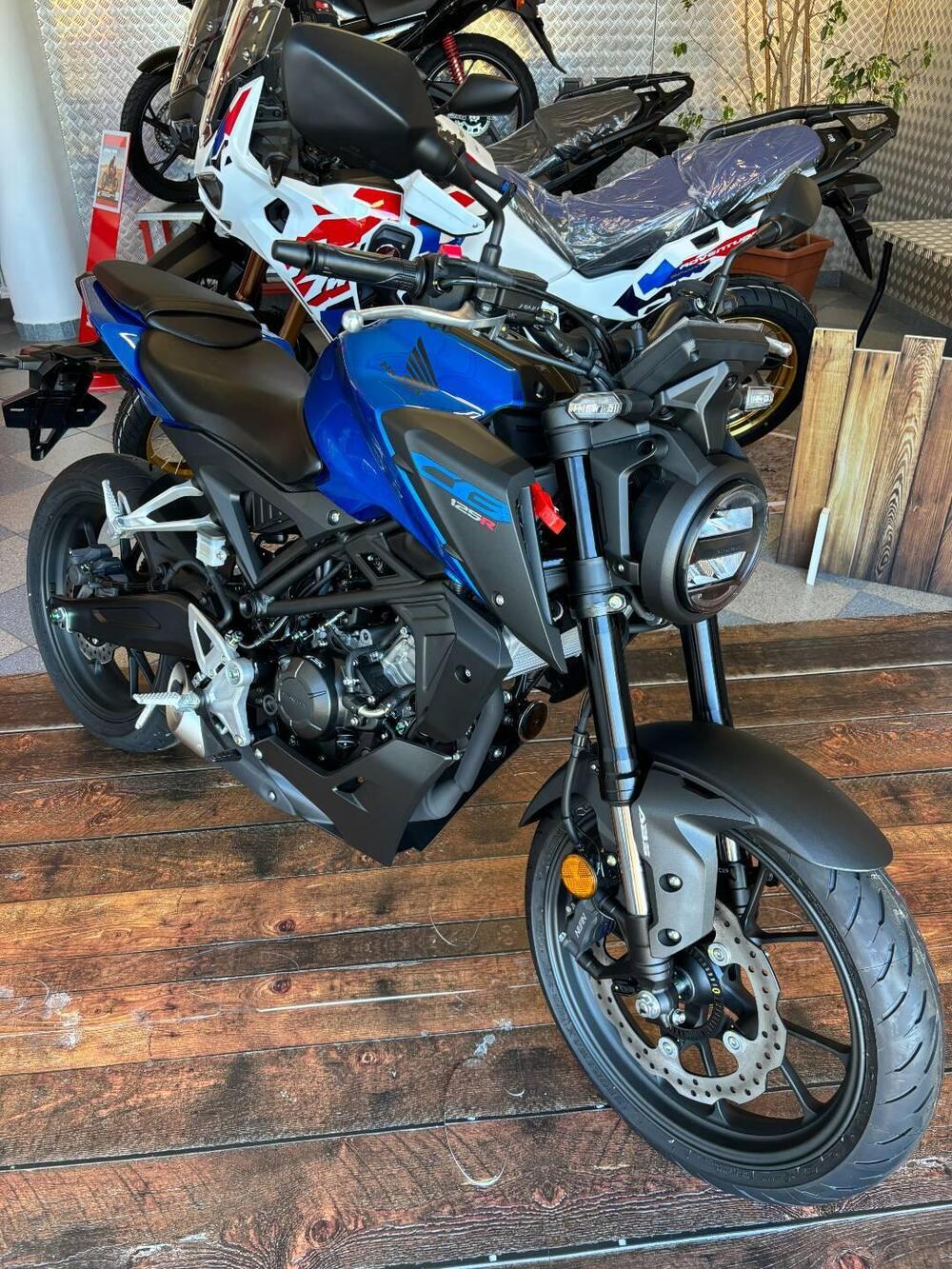 Honda CB 125 R (2024 - 25) (6)