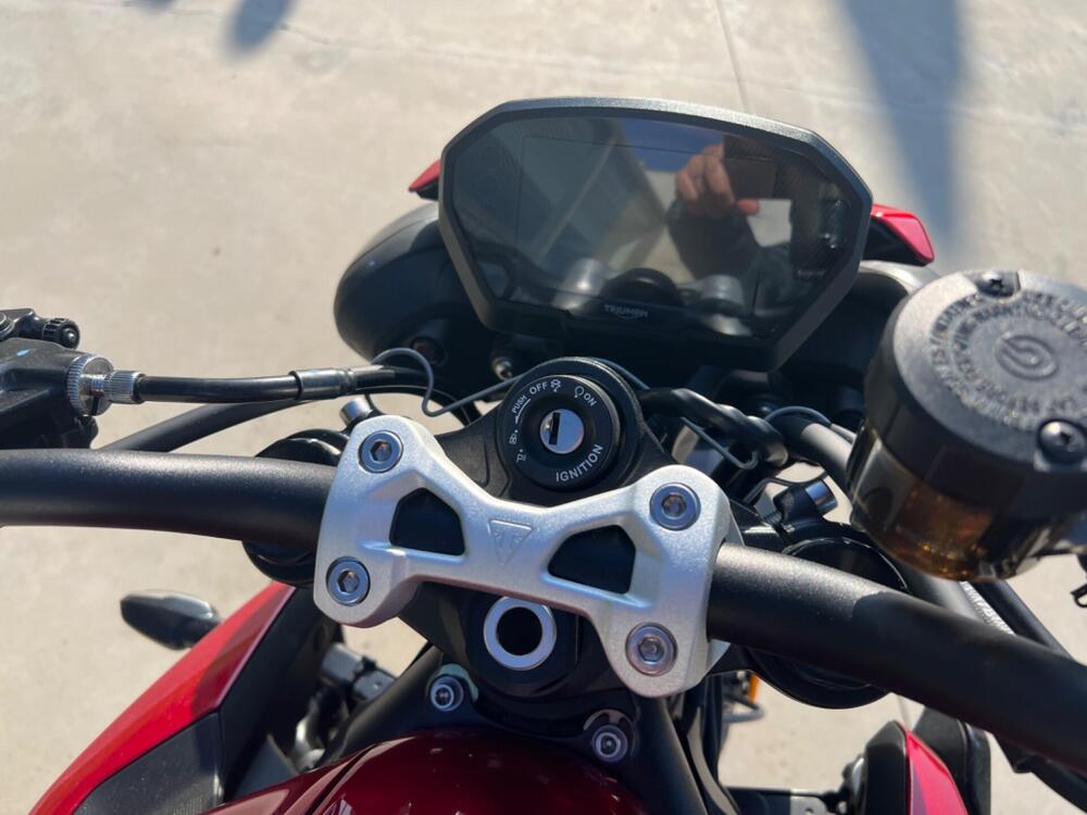 Triumph Street Triple 765 RS (2023 - 25) (6)