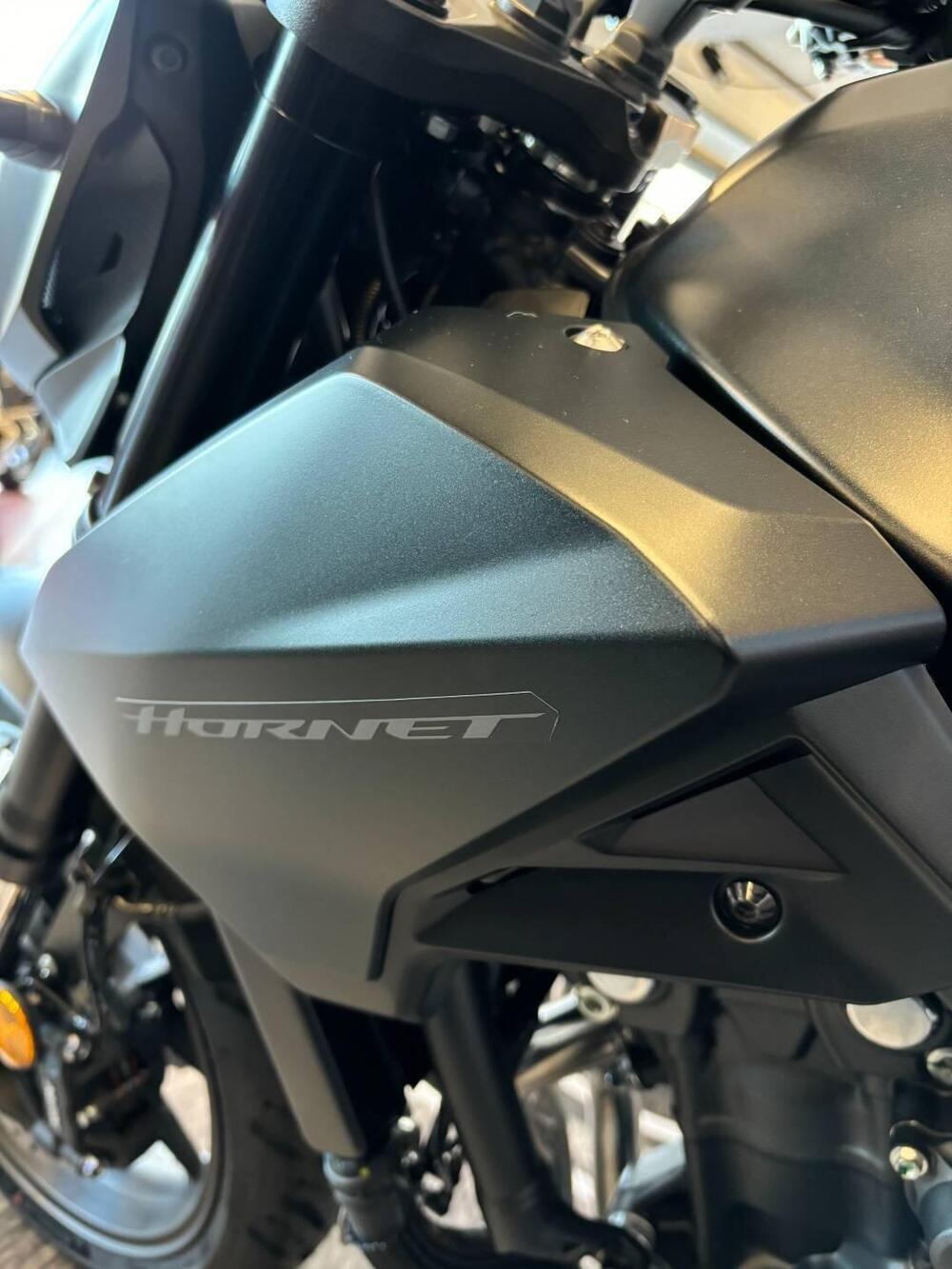 Honda CB 500 Hornet (2024 - 25) (5)