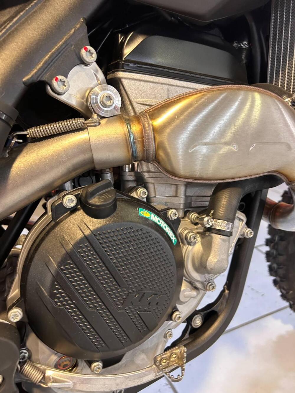 KTM 250 SX-F (2024) (7)