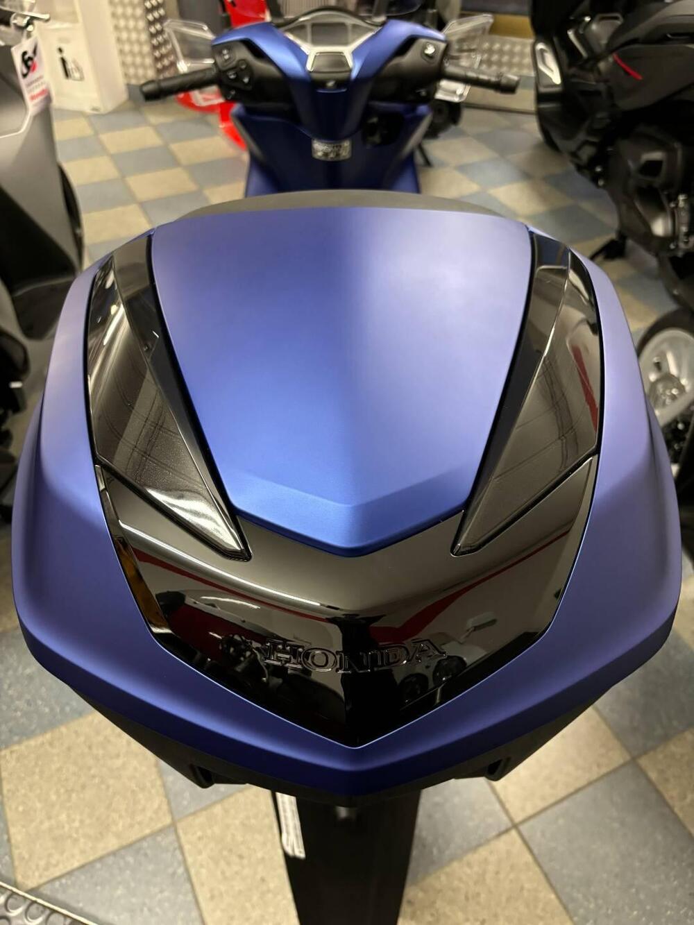 Honda SH 150i (2020 - 23) (9)