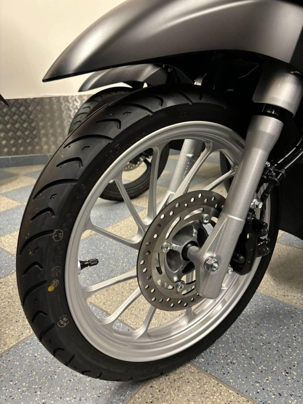 Honda SH 125 Mode (2021 - 23) (7)