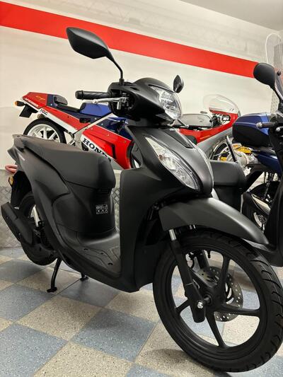Honda Vision 110 (2021 - 24) nuova