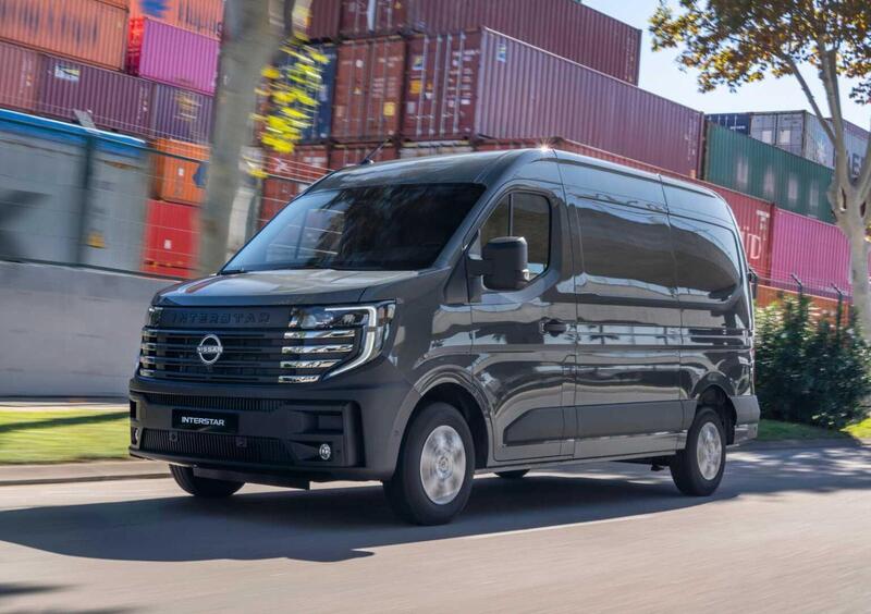 Nissan Interstar Furgone (9)