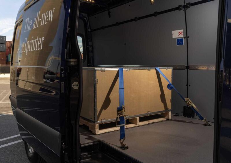 Mercedes-Benz Classe eSprinter Furgone (2020-->>) (11)