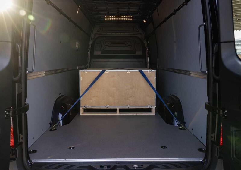 Mercedes-Benz Classe eSprinter Furgone (2020-->>) (10)