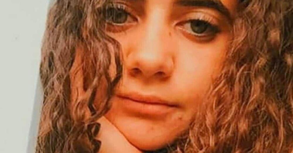 Omicidio Parma, la confessione di Chiara Petrolini, la ragazza che ha sepolto i propri figli neonati nel giardino di casa a Traversetolo: &ldquo;La buca l&rsquo;ho fatta io con le mie mani e&hellip;&rdquo;