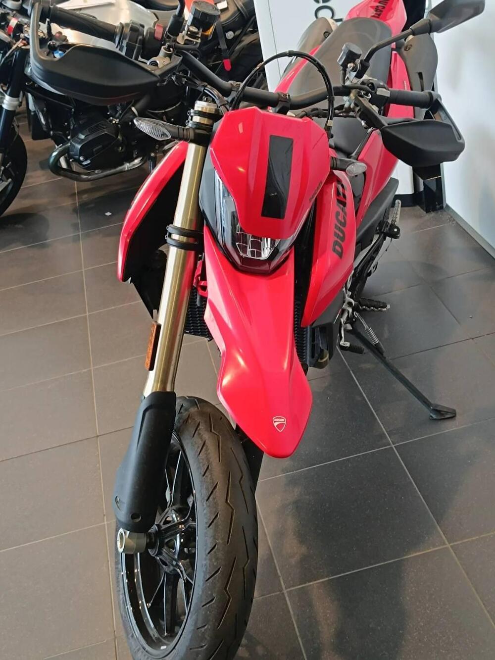 Ducati Hypermotard 698 Mono (2024 - 25) (3)