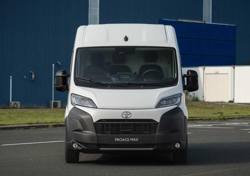 Toyota Proace Max Furgone (4)