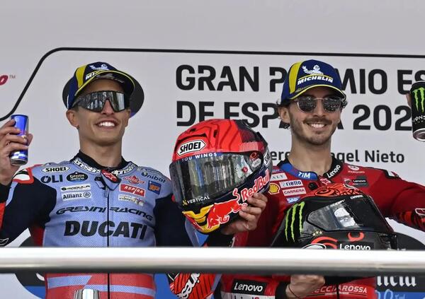 Carlos Checa, sei proprio sicuro che il 2025 sar&agrave; solo Pecco Bagnaia vs Marc Marquez? Questa MotoGP dice un&#039;altra cosa