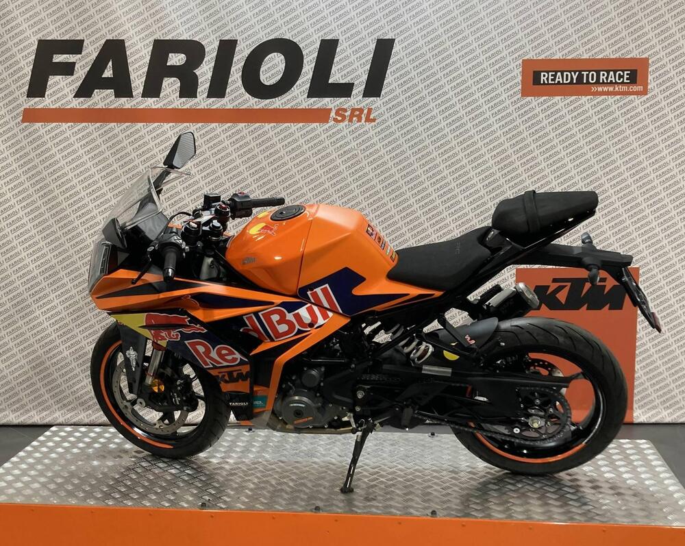 KTM RC 390 (2022 - 25) (5)