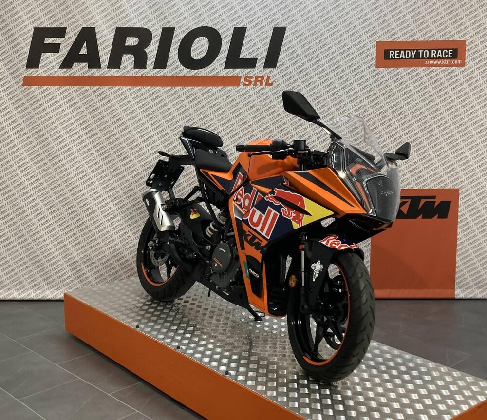 KTM RC 390 (2022 - 25) (8)