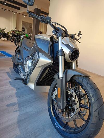 Benda Motorcycles LFC 700 (2024 - 25) nuova