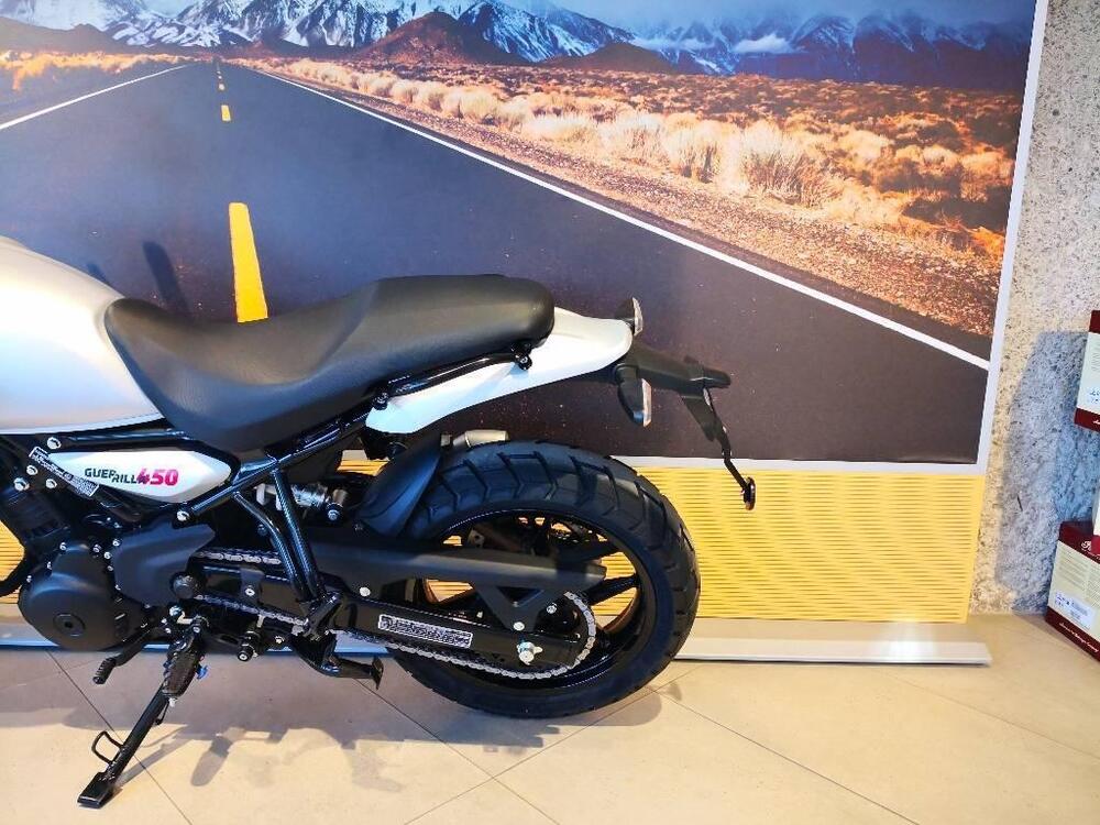 Royal Enfield Guerrilla 450 (2024 - 26) (9)