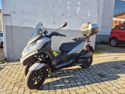 Piaggio Mp3 300 Hpe (2019 - 20) usata