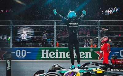 F1. GP Las Vegas, Russell ed Hamilton ancora increduli della doppietta su Sainz: "Un weekend da sogno"