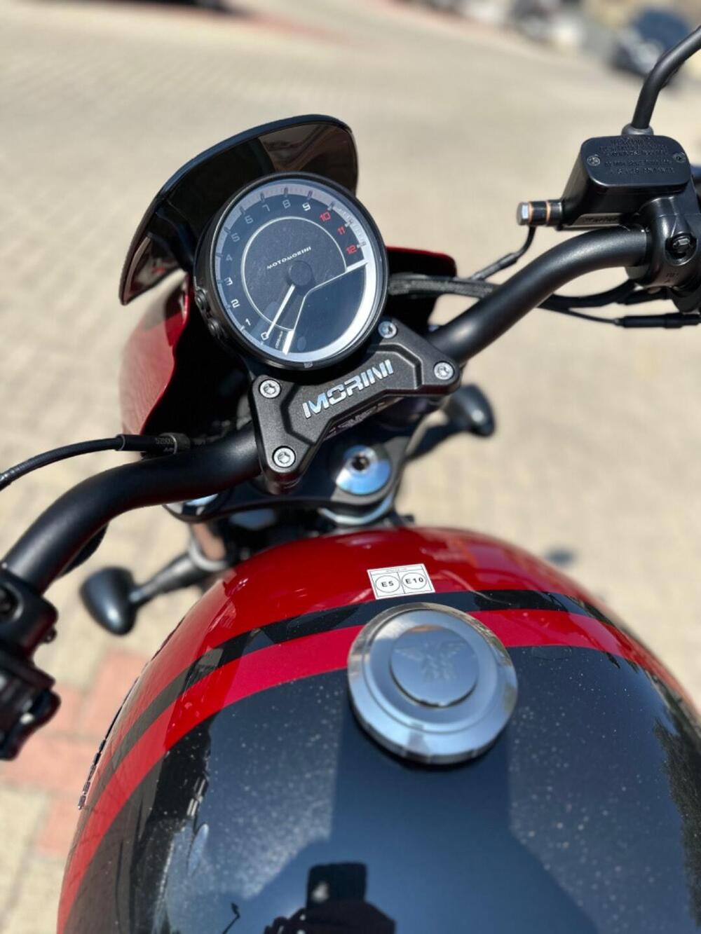 Moto Morini Calibro Custom (2024 - 25) (4)